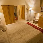 Hotel Kistar Cave