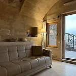 Hotel Kistar Cave
