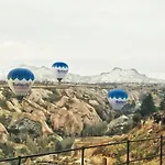 Kistar Cave Hotel