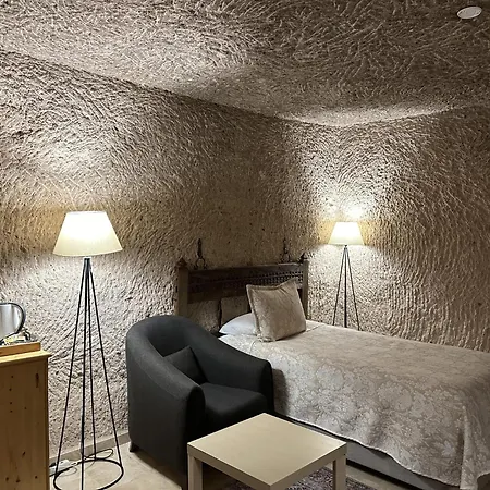 מלון Kistar Cave 3*