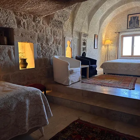 Kistar Cave Üçhisar