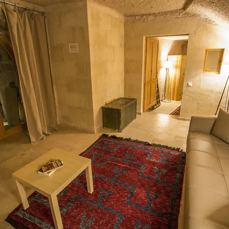 Kistar Cave Otel