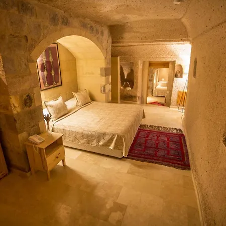 Kistar Cave Hotel 3*