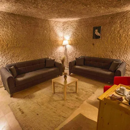 Kistar Cave מלון 3*
