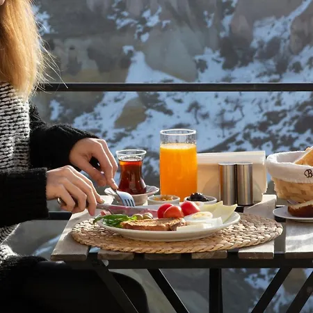 Kistar Cave 3* Uçhisar