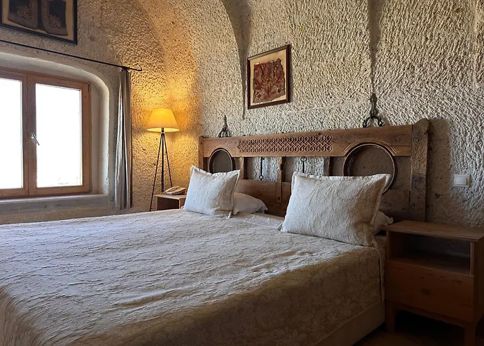 Kistar Cave Üçhisar