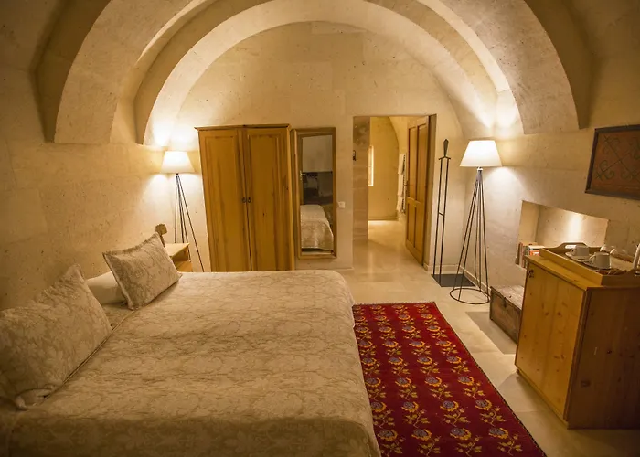 Hotell Kistar Cave 3*