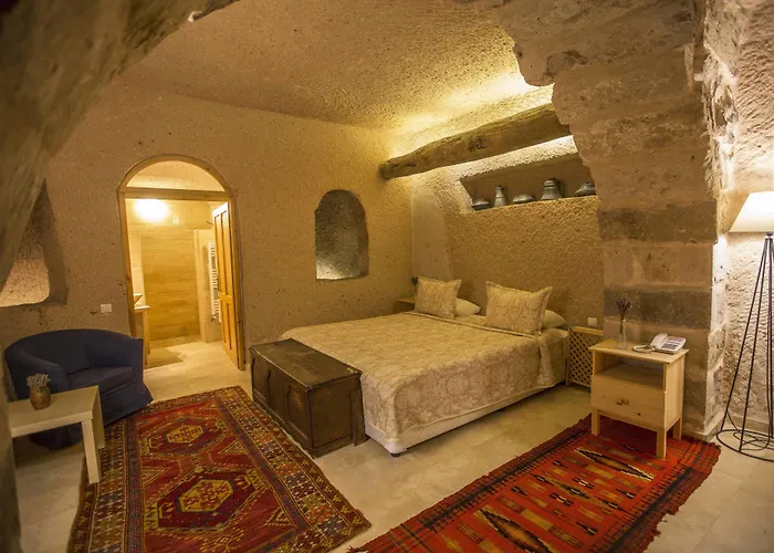 Kistar Cave Üçhisar