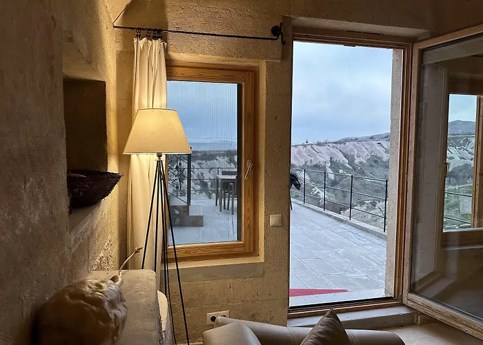 Kistar Cave Üçhisar